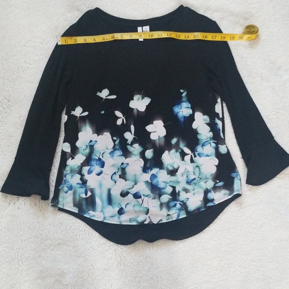 Xs Elle dress top
